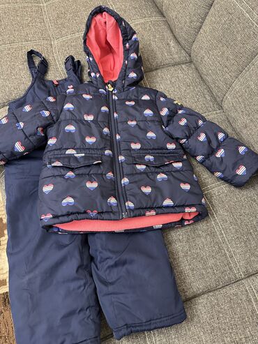 теплая куртка: Комбинезон+Куртка OshKosh (США) на 5 лет Качество отличное, очень