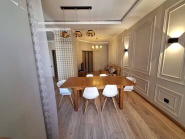 Продажа квартир: 2 комнаты, 77 м², Элитка, 4 этаж, Дизайнерский ремонт