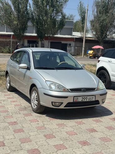 срочная продажа авто по низким ценам: Ford Focus: 2002 г., 2 л, Автоматтык, Бензин, Хетчбек