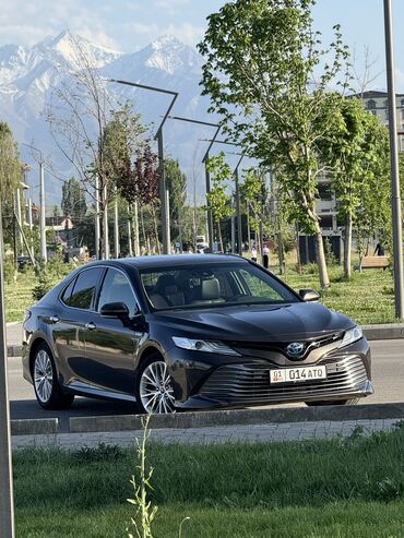 Toyota: Toyota Camry: 2019 г., 2.5 л, Вариатор, Гибрид, Седан