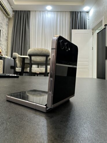 Samsung: Samsung Galaxy Z Flip 5, rəng - Bənövşəyi, Barmaq izi — 1