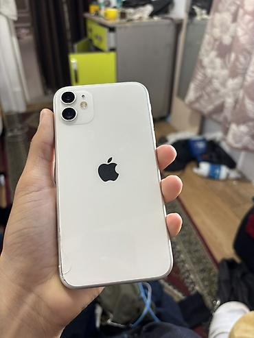 IPhone 11, 128 ГБ, белый Заблокирован срочно 4500 в токмоке срочно