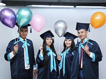 Спецодежда: Мы даем мантии на прокат. Уважаемые выпускники! Ждём ваших заказов — 13