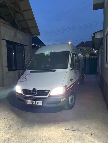 Mercedes-Benz: Mercedes-Benz Спринтер: 2004 г., 2.2 л, Механика, Дизель, Фургон — 1