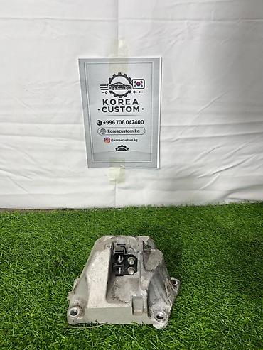 oem: Кронштейн двигателя Hyundai/KIA - ОЕМ номер: 452183B280 (на детали — 3