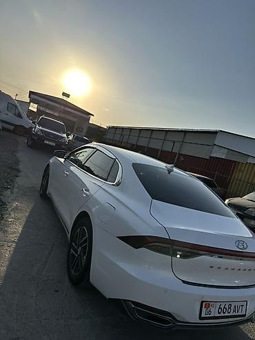 grander: Hyundai Grandeur: 2021 г., Седан — 8