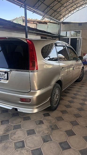 step wgn: Honda Stream: 2002 г., 2 л, Автомат, Газ, Минивэн — 5