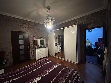 nefcilerde: 8-ci kilometr 4 otaqlı, 156 kv. m, Kredit yoxdur, Orta təmir — 7