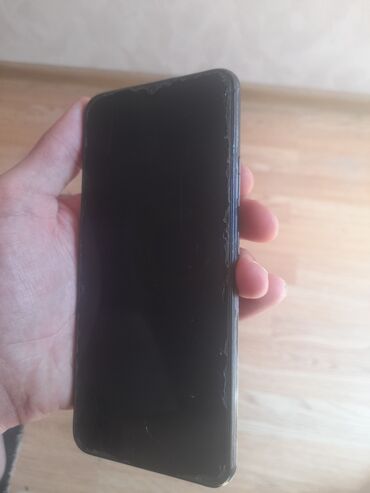 telefonlar 32 s: Realme C11, 2 GB, цвет - Серый