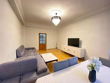 kiraye ecemi: İcarəyə verilir 2 otaqlı yeni tikili 90 m², Memar Əcəmi m. 750 AZN/ay — 8