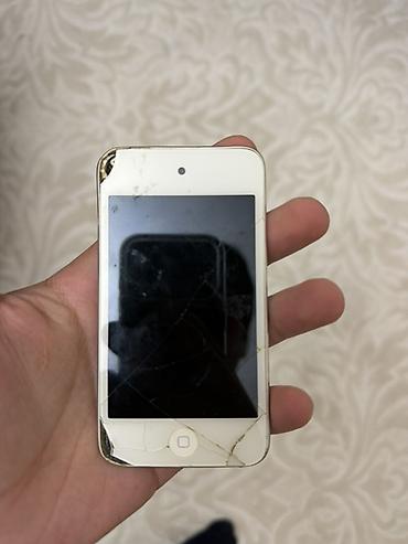 mp3 pleyer: Apple iPod touch – 32 GB Xüsusiyyətlər: - Yaddaş: 32 GB - Model: iPod — 2