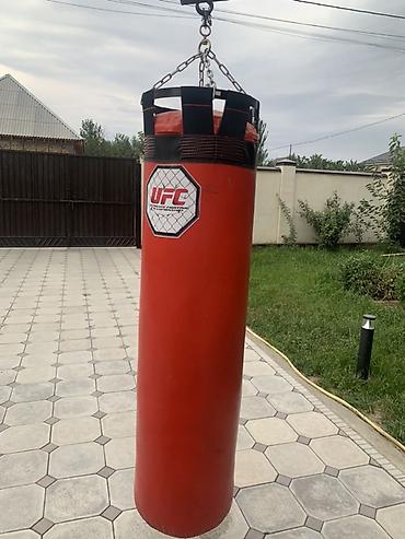 Профессиональный подвесной боксерский мешок UFC - Тип: классический