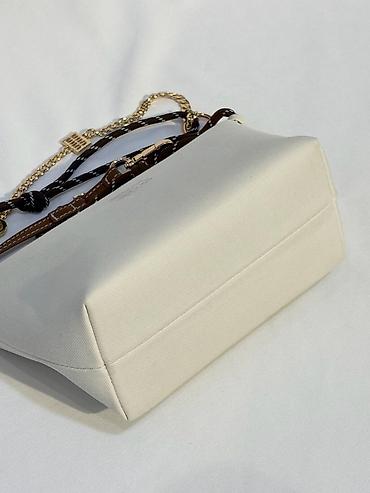Çantalar: Miu Miu mini çiyin/çapraz çanta - Rəng: krem-ağ korpus, qızılı — 6