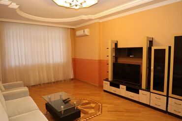 Mənzil kirayələyirəm: 3 otaqlı, 120 kv. m — 3