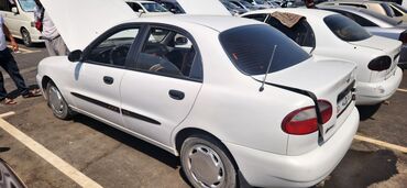 машины на заказ из кореи: Daewoo Lanos: 1999 г., 1.5 л, Механика, Бензин, Седан