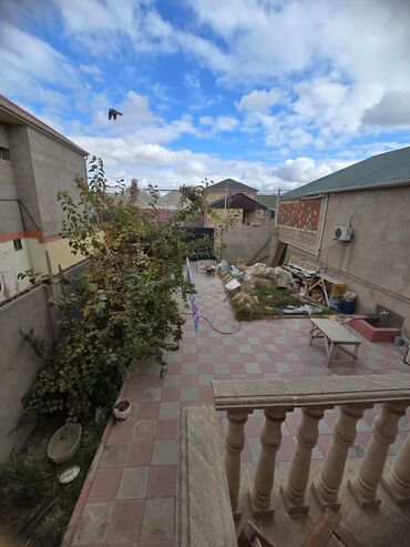 Həyət evləri və villaların satışı: Həyətyanı fərdi yaşa döşənmiş yol və meydança - Gül kolları və — 2