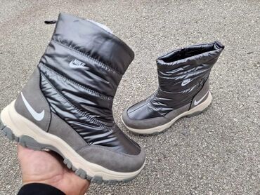 Čizme: Nove ženkse čizme od 36 do 41 — 1