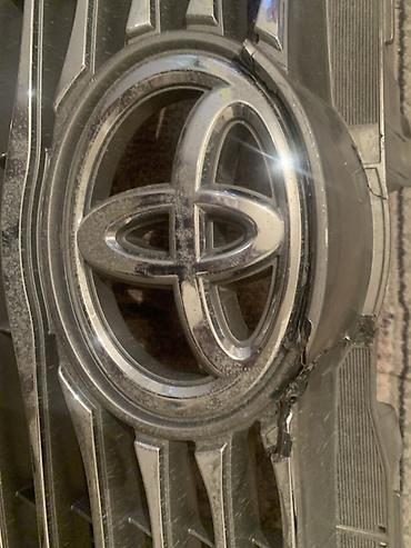 решетка прадо: Решётка радиатора для Toyota (оригинальная деталь с эмблемой) — 5
