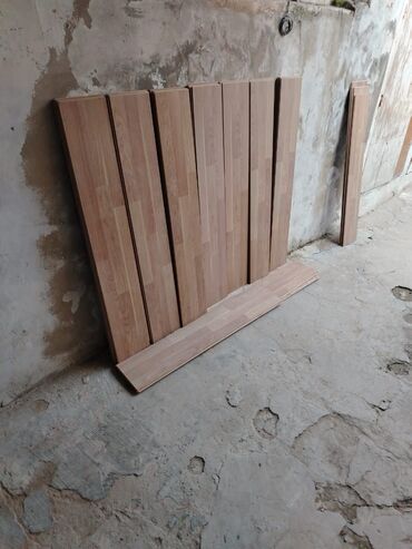 Laminat: Laminat 19kv
75azn qiymet sondur
Razin 2303 leli