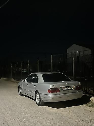 Mercedes-Benz E-Class: 1998 г., 3.2 л, Автомат, Бензин, Седан