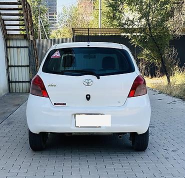 тайота в: Toyota Vitz: 2006 г., 1.3 л, Автомат, Бензин, Хэтчбэк — 4