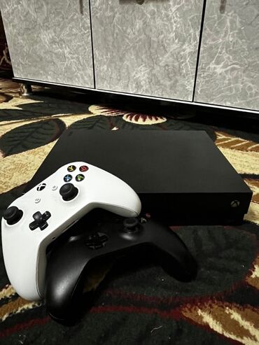 поко f5 цена в бишкеке: 🎮 Xbox One X 1TB + 2 джойстика + диск FIFA 2018 – 11 000 сом ✅