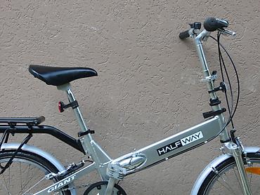 Bicikli za odrasle: Sklopivi Alu bicikl GIANT HALFWAY 20" Prodajem očuvan nov sklopivi — 18
