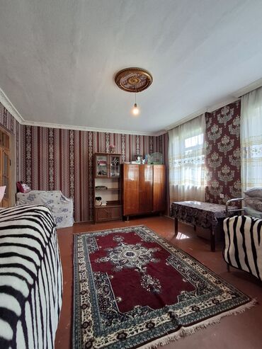 Həyət evləri və villaların satışı: 3 otaqlı, 107 kv. m, Kredit yoxdur, Orta təmir — 8