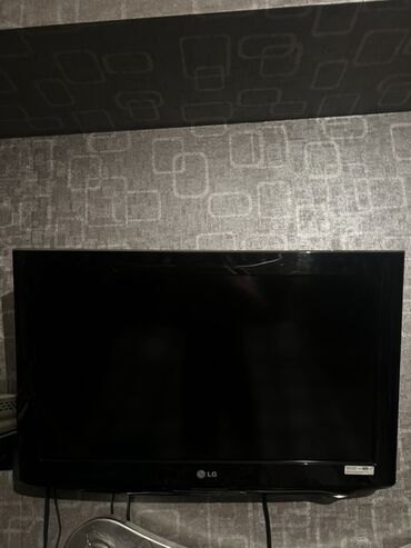 Б/у Телевизор LG LCD 82" HD (1366x768)