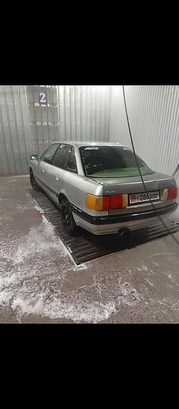 2 4 д: Audi 80: 1995 г., 1.8 л, Механика, Бензин, Седан — 2