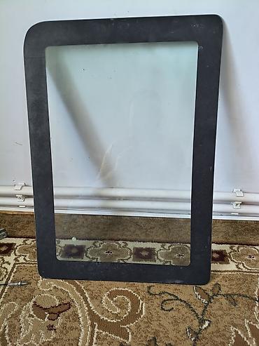 şeyf qapi: Qara çərçivəli şüşə panel - Material: şəffaf bərk şüşə, mat/qara — 1