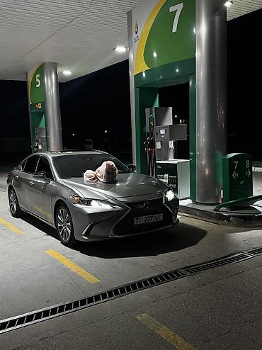 Lexus: Lexus ES: 2020 г., 2.5 л, Автомат, Гибрид, Седан — 4