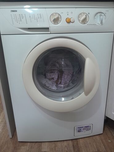 резина для стиральной машины: Стиральная машина Zanussi, Б/у, Автомат, До 5 кг, Полноразмерная