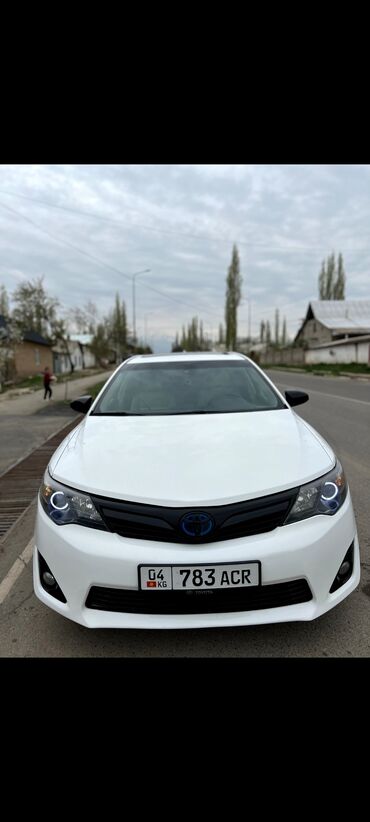 Транспорт: Toyota Camry: 2012 г., 2.5 л, Вариатор, Гибрид, Седан