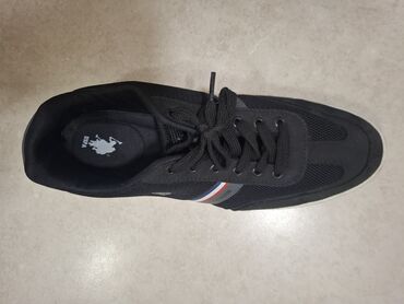 qaçış ayaqqabısı: U.S. Polo Assn. kişi idman ayaqqabısı 1 dəfə geyinilib - Rəng: qara -