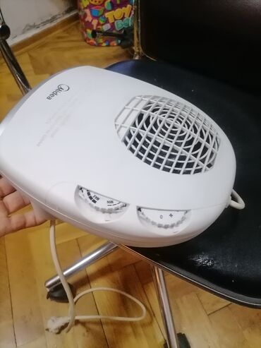 Kaloriferi: Grejalica duvaljka 2000 w ispravna MIDEA. dobra
 Mirjevo — 7