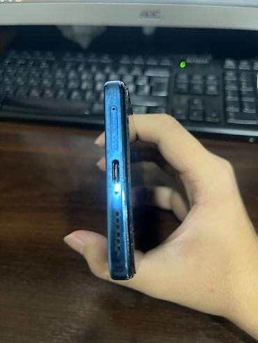 google pixel tablet: POCO смартфон, модель 2201116PG (серия с 5G). Цвет — синий с глянцевым — 4