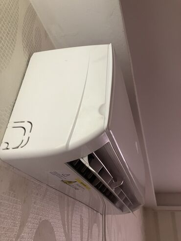 вытяжка в ванную комнату: TCL divar tipli kondisioner - Brend/model: TCL split tipli daxili