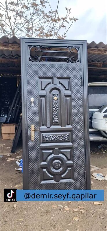 Giriş qapıları: Yeni Giriş qapısı Ödənişli çatdırılma — 19