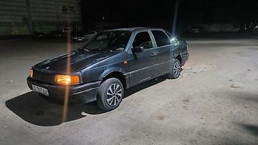 matiz 2007: Volkswagen Passat: 1992 г., 1.8 л, Механика, Газ, Седан — 2