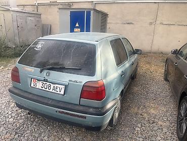 Volkswagen: Volkswagen Golf: 1994 г., 1.6 л, Механика, Бензин, Хэтчбэк — 4