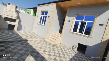 Həyət evləri və villaların satışı: Binə Sovxozda 160 marşurutunun son dayanacağına yaxın həyət evi üçün — 18