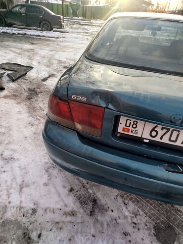 Mazda: Mazda 626: 1992 г., 1.8 л, Механика, Газ, Седан — 8