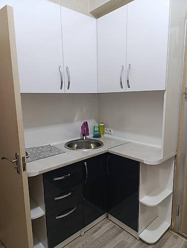 Посуточная аренда квартир: 1 комната, Душевая кабина, Постельное белье, Кондиционер — 8