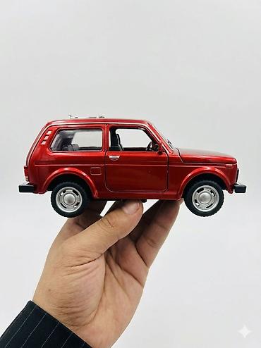 oyuncaq masin per page 40: Məhsul: Metal konstruksiyalı oyuncaq miniatür avtomobil - Korpus — 10