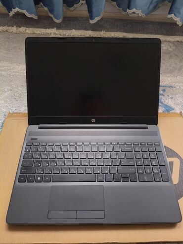 Ноутбуки: Ноутбук, HP, 16 ГБ ОЗУ, AMD Ryzen 5, 15.6 ", Новый, Для несложных задач, память SSD