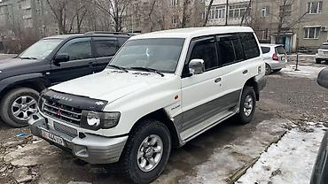 Mitsubishi Pajero: 1998 г., 3 л, Автомат, Бензин, Внедорожник