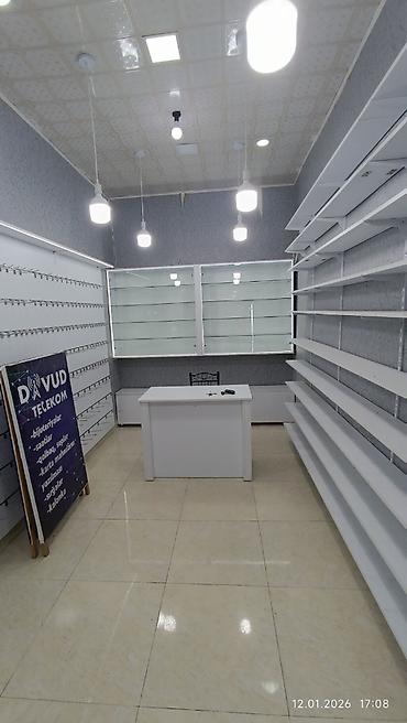 şüşeli vitrin: Mağaza avadanlığı komplekti - Divar tipli slatwall panel sistemi — 3