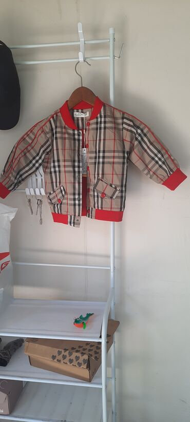 Верхняя одежда: Бомбер детский burberry для мальчика с хб подкладом новый с биркой