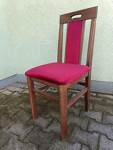 Stolice: Drvena trpezarijska stolica sa tapaciranim sedalom i naslonom. - — 8